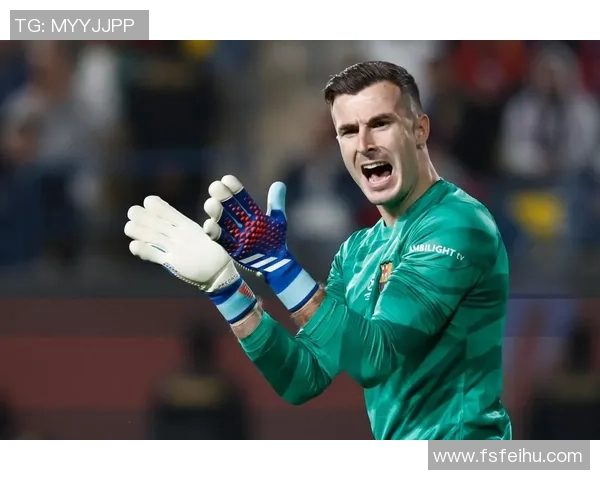 埃尔切门将佩尼亚表现出色完成五次扑救荣膺全场最佳球员